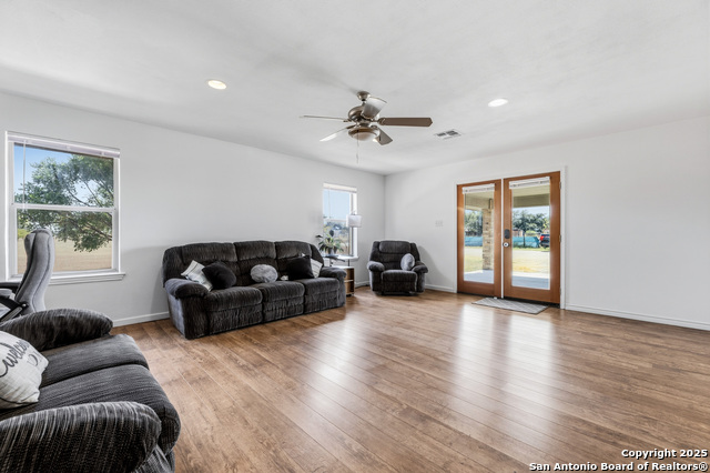 Image 13 of 48 For 1867 Fm 758  