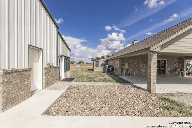 Image 38 of 48 For 1867 Fm 758  