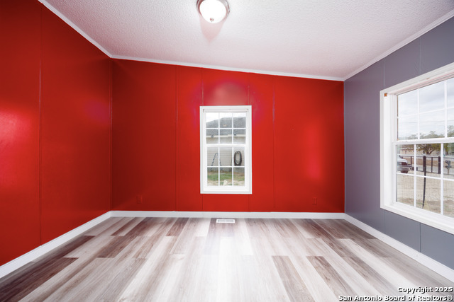 Image 14 of 34 For 4310 Redtop Hill Dr