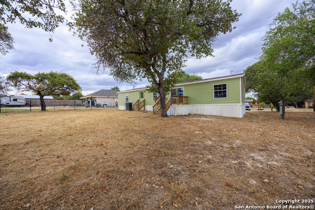 Image 28 of 34 For 4310 Redtop Hill Dr