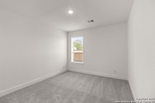 Listing photo id 21 for 5707 Marble Falls