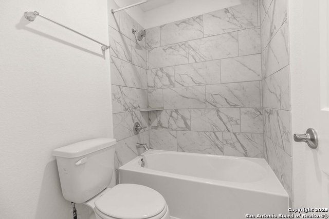 Listing photo id 24 for 5707 Marble Falls