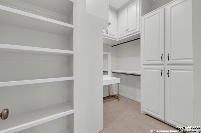 Listing photo id 12 for 1900 2 Mile Line Road E