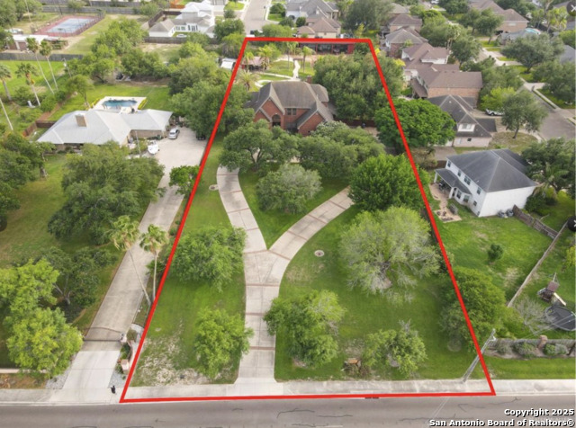 Listing photo id 27 for 1900 2 Mile Line Road E