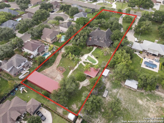 Listing photo id 29 for 1900 2 Mile Line Road E