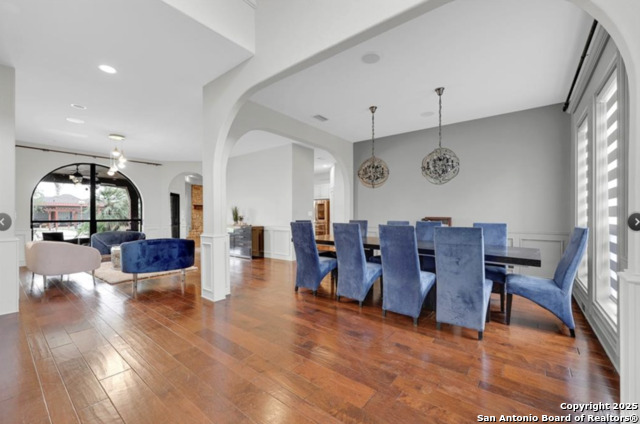 Listing photo id 2 for 1900 2 Mile Line Road E