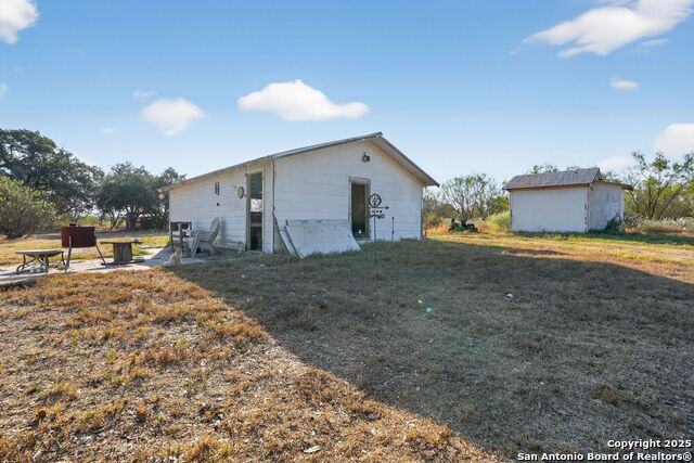 Image 34 of 50 For 21023 Trumbo Road