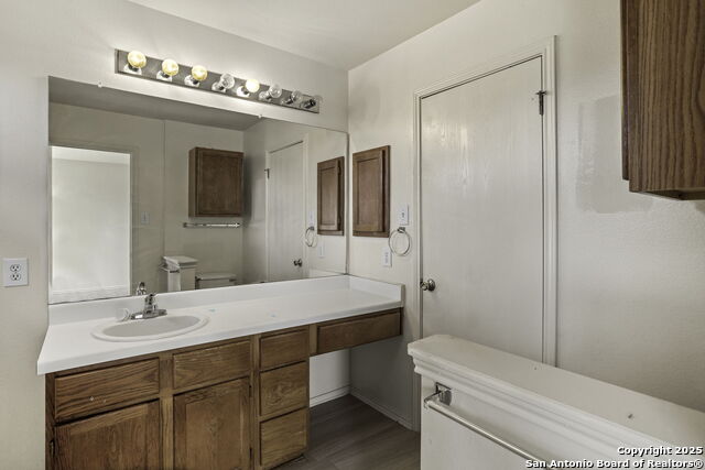 Image 15 of 27 For 9210 Gillcross Way