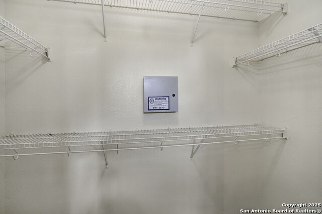 Image 17 of 27 For 9210 Gillcross Way