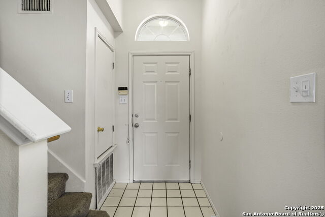 Image 5 of 27 For 9210 Gillcross Way