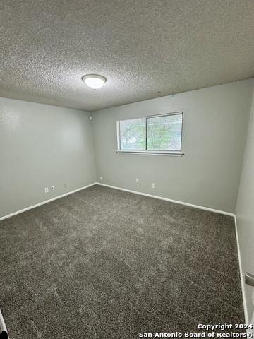 Image 8 of 11 For 14202 Susancrest