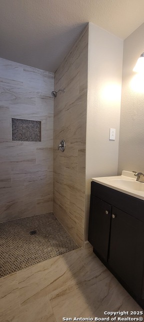 Listing photo id 14 for 302 Byrd E 