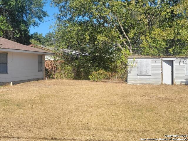 Listing photo id 18 for 302 Byrd E 