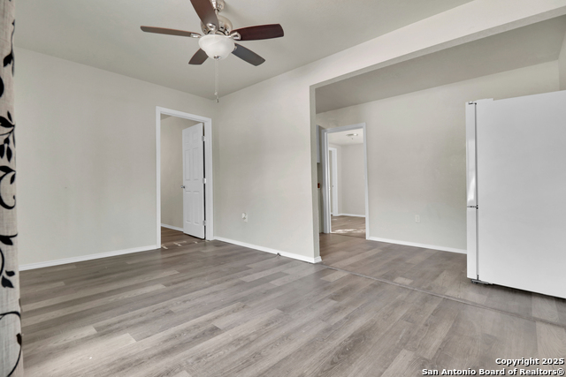 Image 10 of 28 For 222 Guthrie