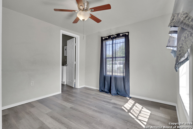 Image 15 of 28 For 222 Guthrie