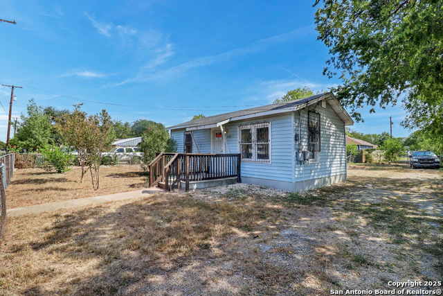 Image 3 of 28 For 222 Guthrie