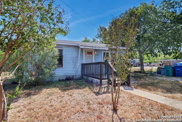 Image 5 of 28 For 222 Guthrie