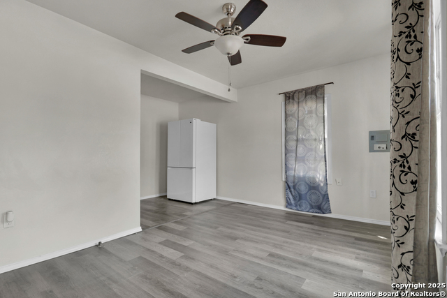 Image 6 of 28 For 222 Guthrie