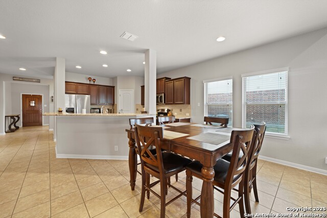 Image 23 of 50 For 232 Albarella