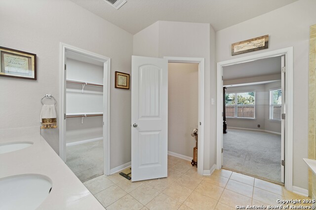 Image 31 of 50 For 232 Albarella