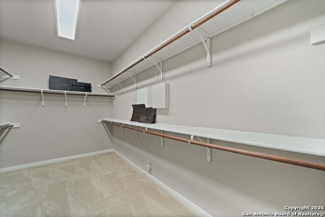 Image 33 of 50 For 232 Albarella