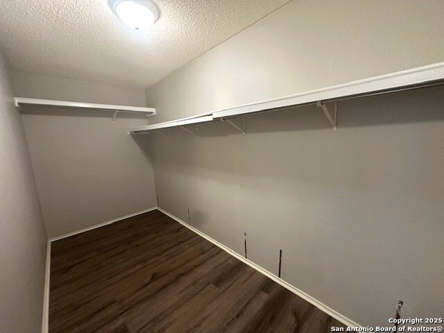 Image 20 of 50 For 10567 Dugas  