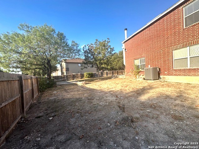 Image 35 of 50 For 10567 Dugas  