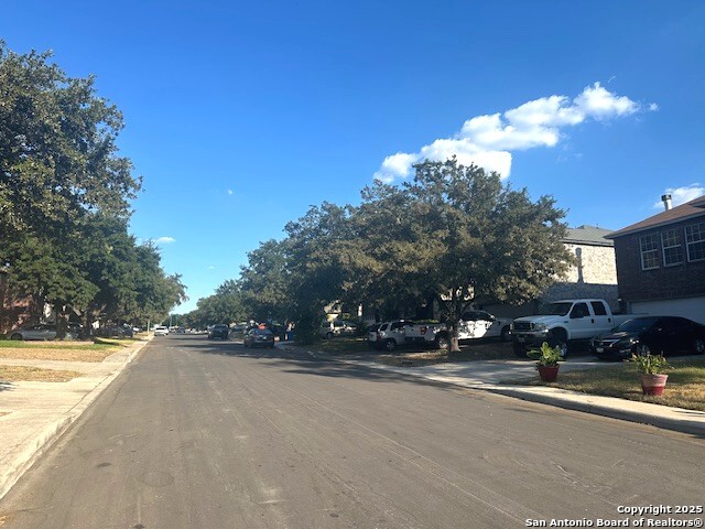 Image 37 of 50 For 10567 Dugas  