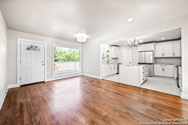 Image 5 of 24 For 225 Arvin  