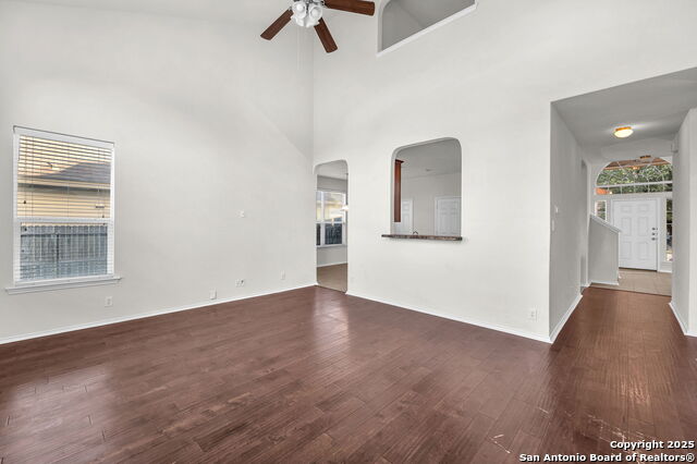 Image 12 of 25 For 9714 Common Law