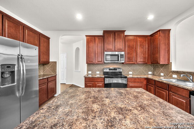 Image 7 of 25 For 9714 Common Law