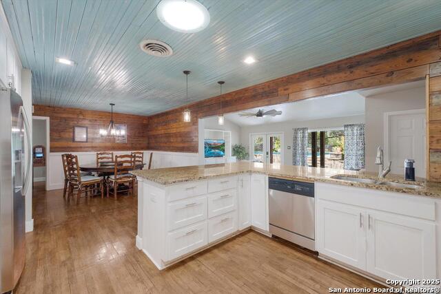 Image 8 of 33 For 227 Palo Grande