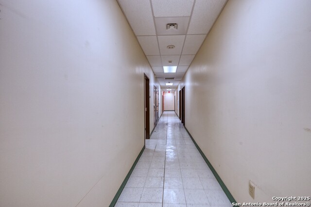 Listing photo id 9 for 1402 1st  