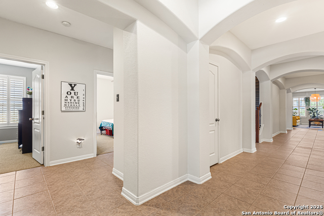 Listing photo id 19 for 1222 Ashbury Bay