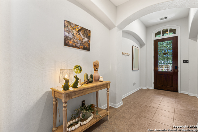 Listing photo id 21 for 1222 Ashbury Bay