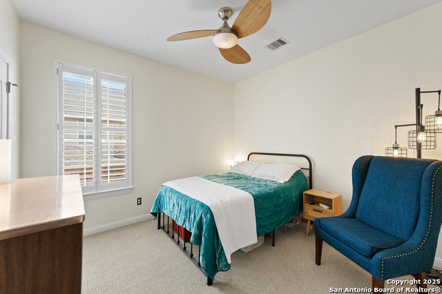 Listing photo id 30 for 1222 Ashbury Bay