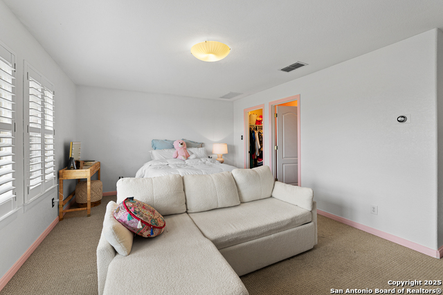 Listing photo id 35 for 1222 Ashbury Bay