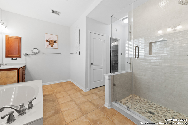 Listing photo id 45 for 1222 Ashbury Bay