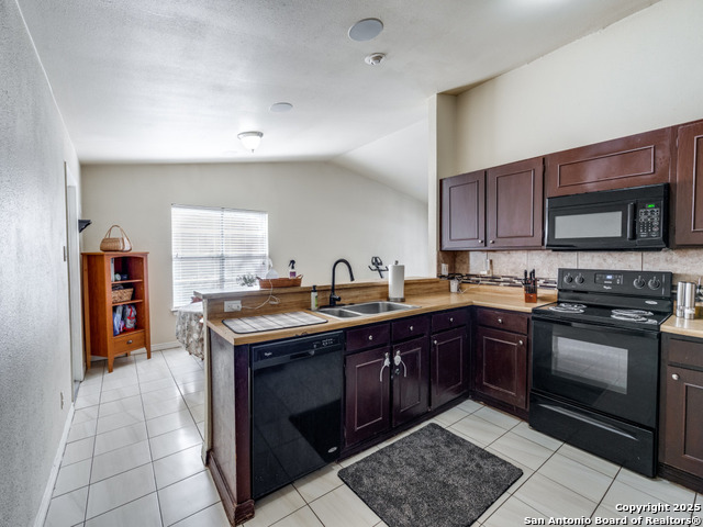 Image 12 of 24 For 5615 Wood Climb St