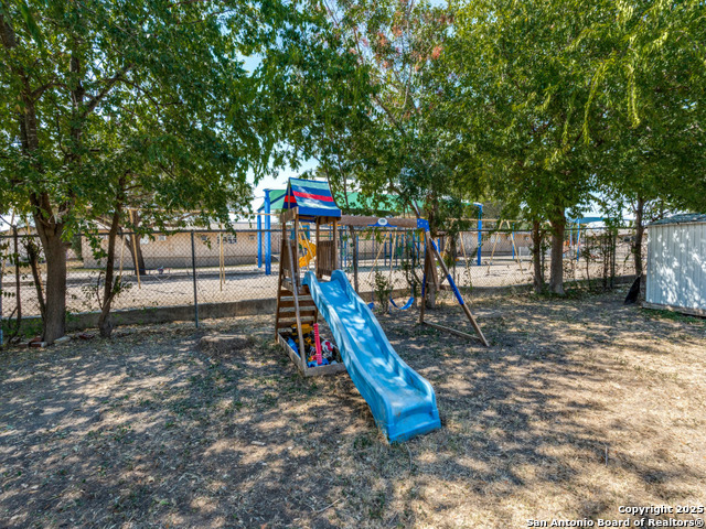 Image 24 of 24 For 5615 Wood Climb St