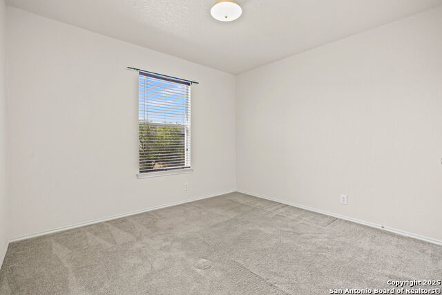 Image 15 of 24 For 58 Knights Peak