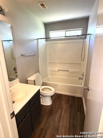 Image 11 of 20 For 11303 Baltic Dr