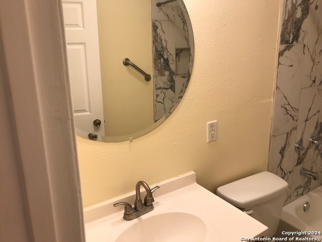 Image 8 of 19 For 4347 Sun Gate St