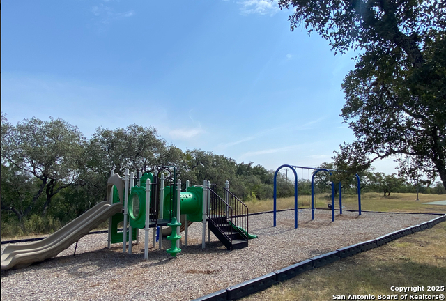 Image 22 of 22 For 380 Abigail Alley