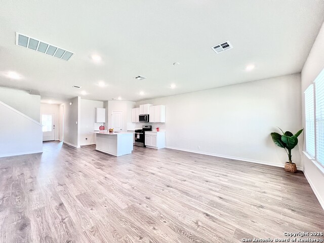 Image 11 of 42 For 21003 Watercourse Way