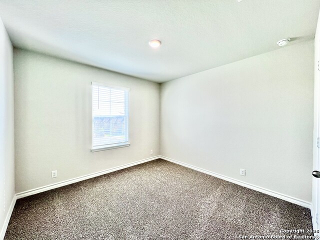 Image 26 of 42 For 21003 Watercourse Way