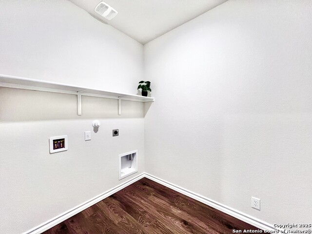 Image 9 of 42 For 21003 Watercourse Way