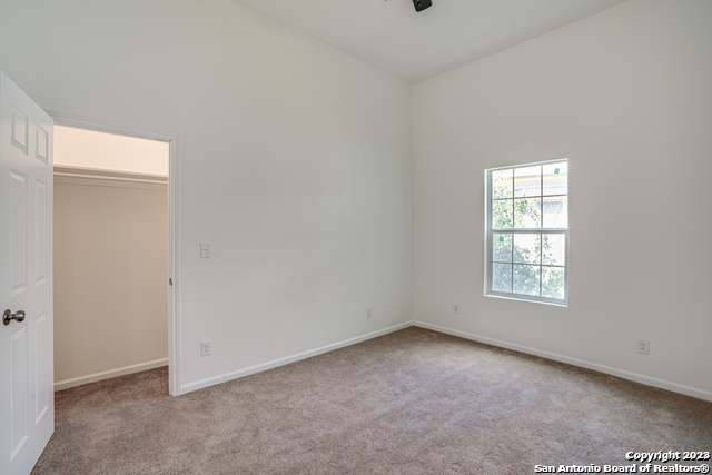 Image 21 of 27 For 933 Denver Blvd