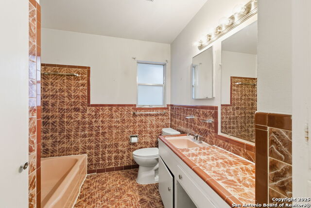 Listing photo id 26 for 114 Beechwood