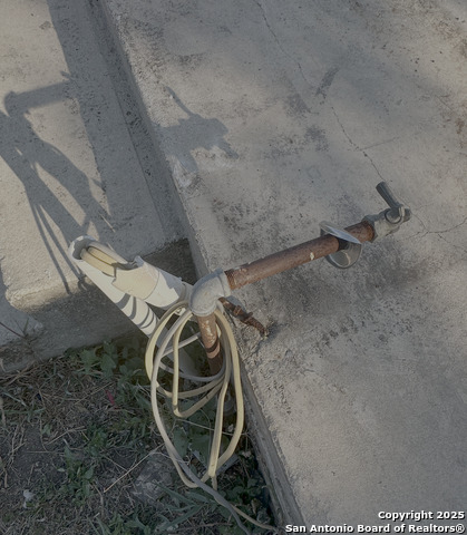 Image 13 of 20 For 106 Continental